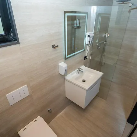 Eagle Villa *